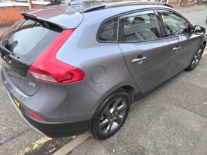 2014 Volvo V40 Cross Country Hatchback 2014 in Grey — image 5