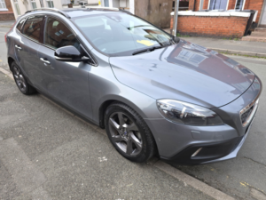 2014 Volvo V40 Cross Country Hatchback 2014 in Grey — image 6