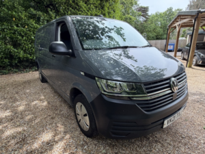 2021 Volkswagen Transporter 2.0 Tdi T30 Lwb Startline Business in Grey — image 4