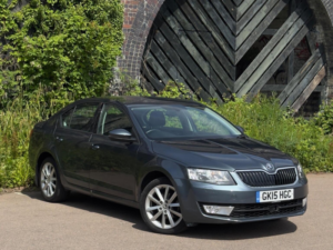 2015 Skoda Octavia 1.6 Tdi Elegance DSG Euro 5 (s/s) 5dr in Grey — image 5