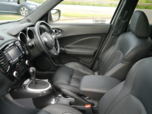 2015 Nissan Juke 1.6 Tekna SUV 5dr Petrol Xtron Euro 5 (117 Ps) in White — image 2