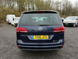 2016 Volkswagen Sharan 2.0 Tdi Bluemotion Tech Se Nav in Blue — image 6