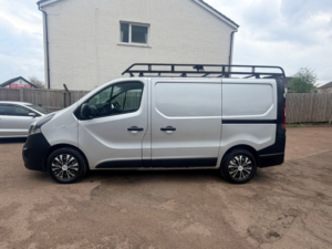 2018 Vauxhall Vivaro 1.6 Cdti 2700 in Silver — image 6