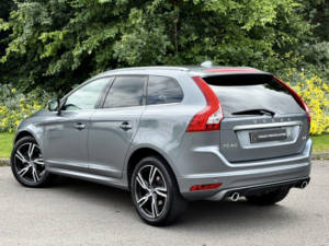 2017 Volvo Xc60 2.0 R-Design Lux Nav D4 in Grey — image 3