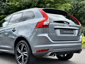 2017 Volvo Xc60 2.0 R-Design Lux Nav D4 in Grey — image 6