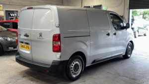 2016 Peugeot Expert 1.6 Bluehdi 1000 Professional Diesel Silver 6dr No Vat+9 Stamps+work Ready in Silver — image 6