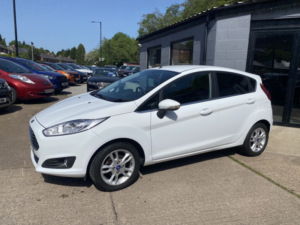 2015 Ford Fiesta 1.6 Zetec in White — image 4