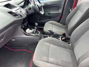 2014 Ford Fiesta 1.3 Zetec in Red — image 6