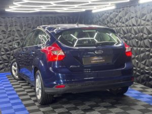 2013 Ford Focus 1.6 Zetec Powershift Euro 5 5dr in Blue — image 4