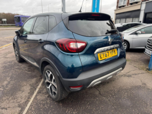 2017 Renault Captur 0.9 Tce Energy Signature X Nav Euro 6 (s/s) 5dr in Blue — image 3