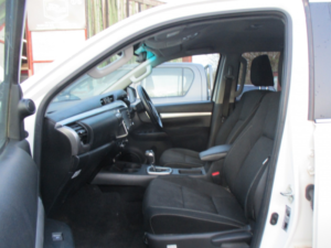 2021 Toyota Hilux 2.8 D-4d Invincible in White — image 5