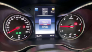 2015 Mercedes-Benz C Class 2.1 C220d Amg Line (premium Plus) 7g-Tronic+ Euro 6 (s/s) 5dr in Silver — image 6