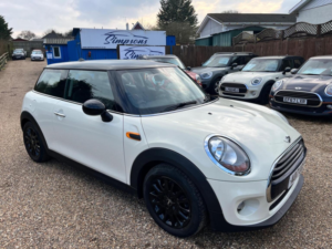 2017 MINI Hatch