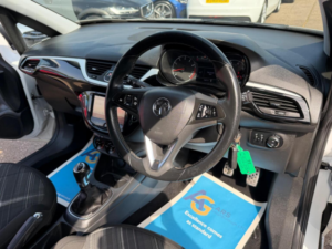 2015 Vauxhall Corsa 1.4i Ecotec Limited Edition Euro 6 3dr in White — image 3