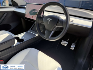 2022 Tesla Model Y Model Y Performance AWD 4WD 5dr in Grey — image 4