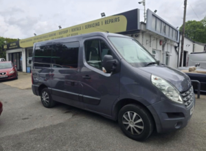 2014 Renault Master 2.3 Dci 28 in Blue — image 3