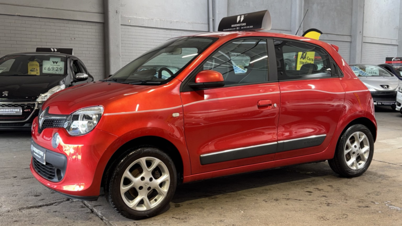 2015 Renault Twingo 0.9 Dynamique Energy Tce 90 Red 5dr Low Tax+8 Stamps+cruise in Red — image 1