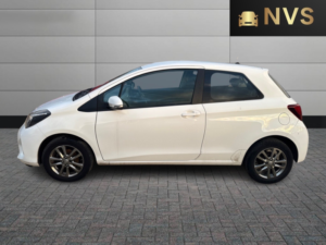 2015 Toyota Yaris 1.0 Vvt-I Icon in White — image 4