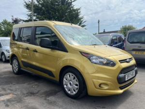 2017 Ford Tourneo Connect 1.5 Tdci Zetec in Gold — image 4