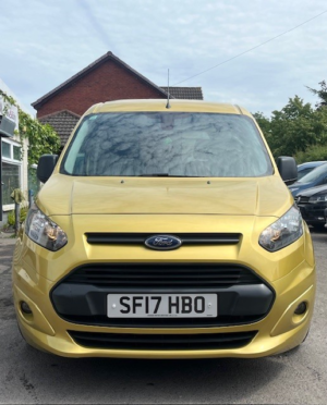 2017 Ford Tourneo Connect 1.5 Tdci Zetec in Gold — image 5