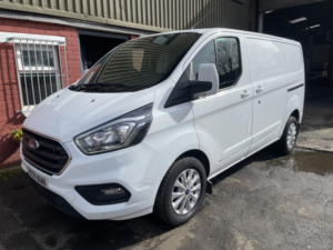 2022 Ford Transit Custom 2.0 Transit Custom Limited Van 300 L1 2.0l Ecoblue 130ps Fwd 6 Speed Manual in White — image 2