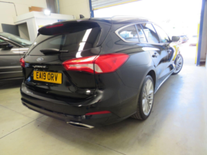 2019 Ford Focus 2.0 Ecoblue Vignale Auto Euro 6 (s/s) 5dr in Black — image 6