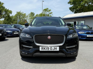 2019 Jaguar F-Pace 2.0 D240 R-Sport Auto AWD Euro 6 (s/s) 5dr in Black — image 2