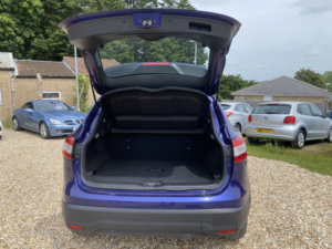 2016 Nissan Qashqai 1.5 Dci Acenta in Blue — image 2