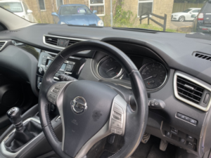 2016 Nissan Qashqai 1.5 Dci Acenta in Blue — image 4