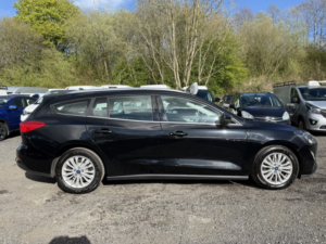 2021 Ford Focus 1.0 Focus Titanium Estate 1.0l Ecoboost 125ps Mhev Fwd 6 Speed Manual in Black — image 4