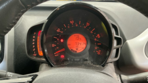 2016 Toyota Aygo 1.0 Vvt-I X-Play in Orange — image 5
