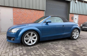 2008 Audi Tt 2.0 Tfsi in Blue — image 5