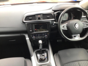 2016 Renault Kadjar 1.5 Dci Signature Nav Edc Euro 6 (s/s) 5dr in Red — image 5