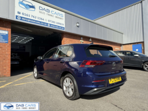 2020 Volkswagen Golf 1.5 Golf Life Etsi Semi-Auto 5dr in Blue — image 2