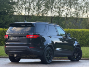 2017 Land Rover Discovery 3.0 Td V6 Hse Auto 4WD Euro 6 (s/s) 5dr in Black — image 3