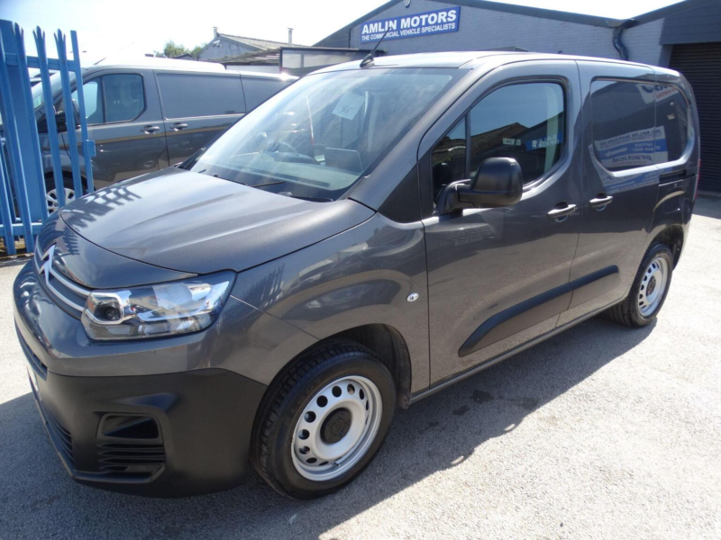 2023 Citroen Berlingo 1.5 Bluehdi 1000 Enterprise Edition M Swb Euro 6 (s/s) 5dr in Grey — image 1
