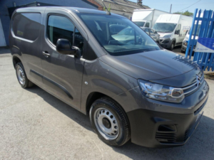 2023 Citroen Berlingo 1.5 Bluehdi 1000 Enterprise Edition M Swb Euro 6 (s/s) 5dr in Grey — image 3