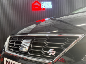 2017 SEAT Leon 2.0 Tdi Fr Technology in Black — image 6