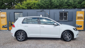 2017 Volkswagen Golf 1.4 Tsi Bluemotion Tech Se Nav DSG Euro 6 (s/s) 5dr in White — image 6