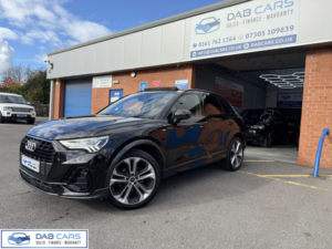 2020 Audi Q3 1.5 Q3 Vorsprung 35 Tfsi Mhev Semi-Auto 5dr in Black — image 2