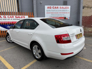 2016 Skoda Octavia 1.0 Tsi Se Euro 6 (s/s) 5dr in White — image 5