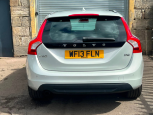 2013 Volvo V60 1.6 D2 Se Estate 5dr Diesel Powershift Euro 5 (s/s) (115 Ps) in White — image 4
