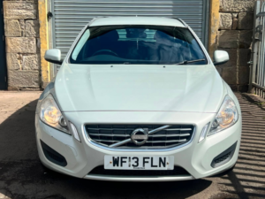 2013 Volvo V60 1.6 D2 Se Estate 5dr Diesel Powershift Euro 5 (s/s) (115 Ps) in White — image 5