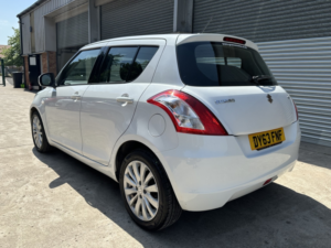 2013 Suzuki Swift 1.2 Sz3 in White — image 2
