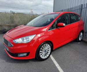 2016 Ford C-Max Titanium 1.0 T in Red — image 2