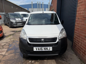 2016 Peugeot Partner 1.6 Bluehdi 651 Professional L1 5dr in White — image 2
