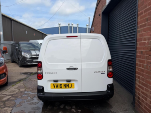 2016 Peugeot Partner 1.6 Bluehdi 651 Professional L1 5dr in White — image 6