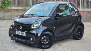 2016 Smart Fortwo 1.0 Proxy Cabriolet Twinamic Euro 6 (s/s) 2dr in Black — image 2