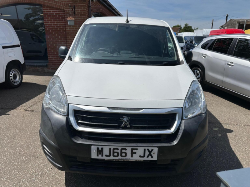2016 Peugeot Partner 1.6 Bluehdi 854 Professional L1 5dr in White — image 1