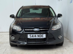 2014 Ford Focus 1.6 Tdci Titanium Navigator Euro 5 (s/s) 5dr in Black — image 2